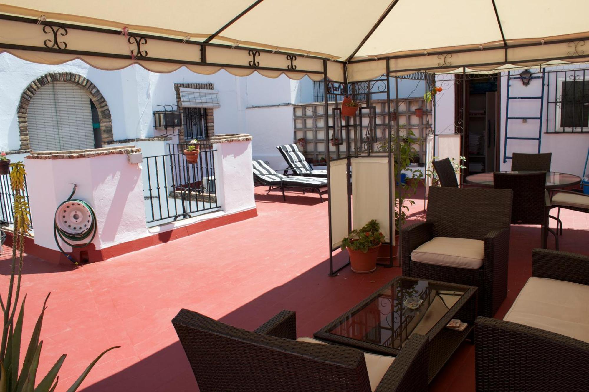 Pension La Montorena Seville Exterior photo