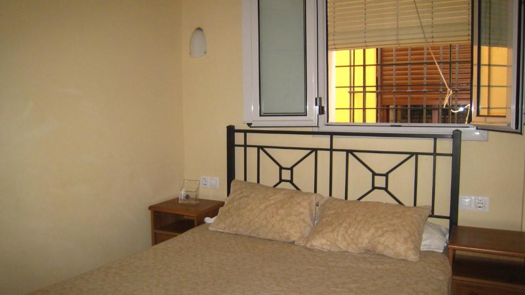 Pension La Montorena Seville Exterior photo